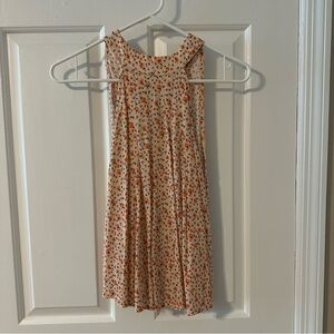 Floral Woman’s Peach Top